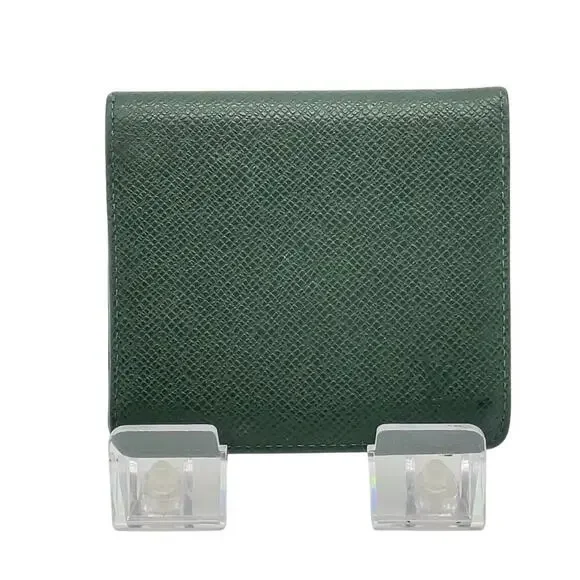 Louis Vuitton Taiga Green3 Cult Card Wallet W/ Dust Bag